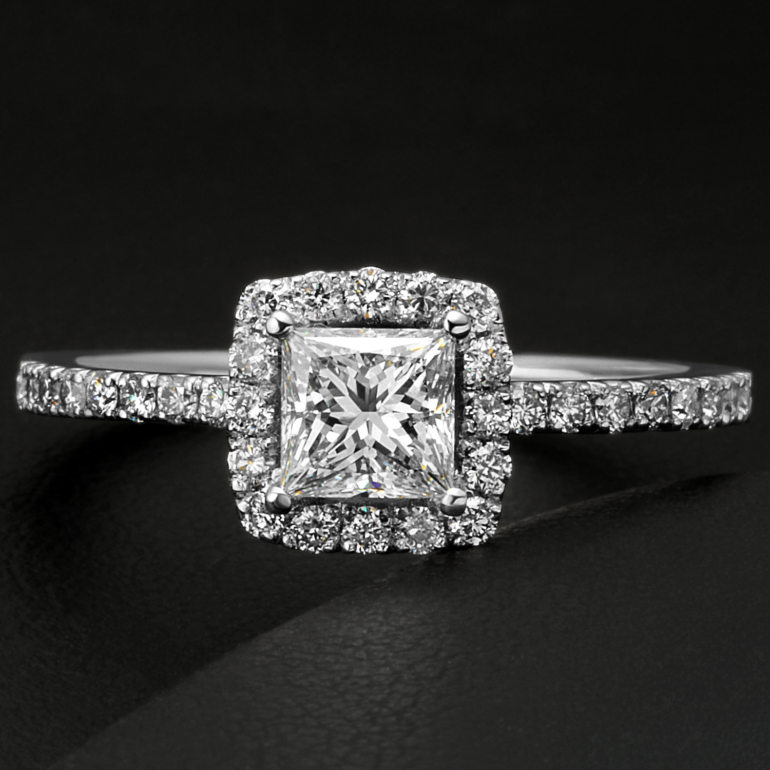 Glorious Princess Diamond Ring