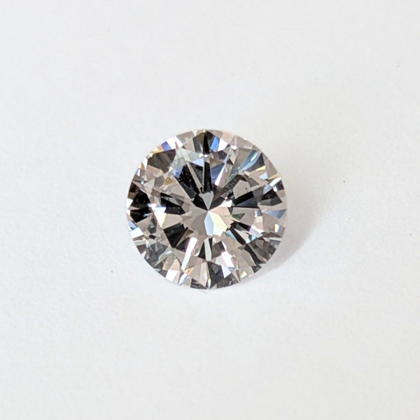Iconic Round Brilliant Design 0.94 Carat Diamond | GIA Certified