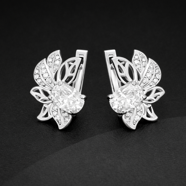 Elegant Oval Shape Diamond Earrings